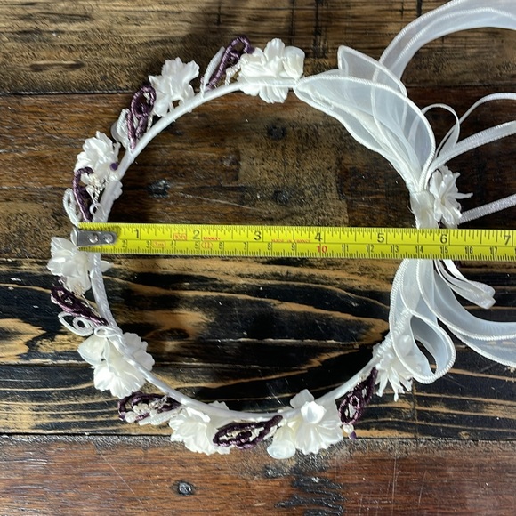 Flower girl crown halo with pretty flowers, pearls and beads - Picture 7 of 13